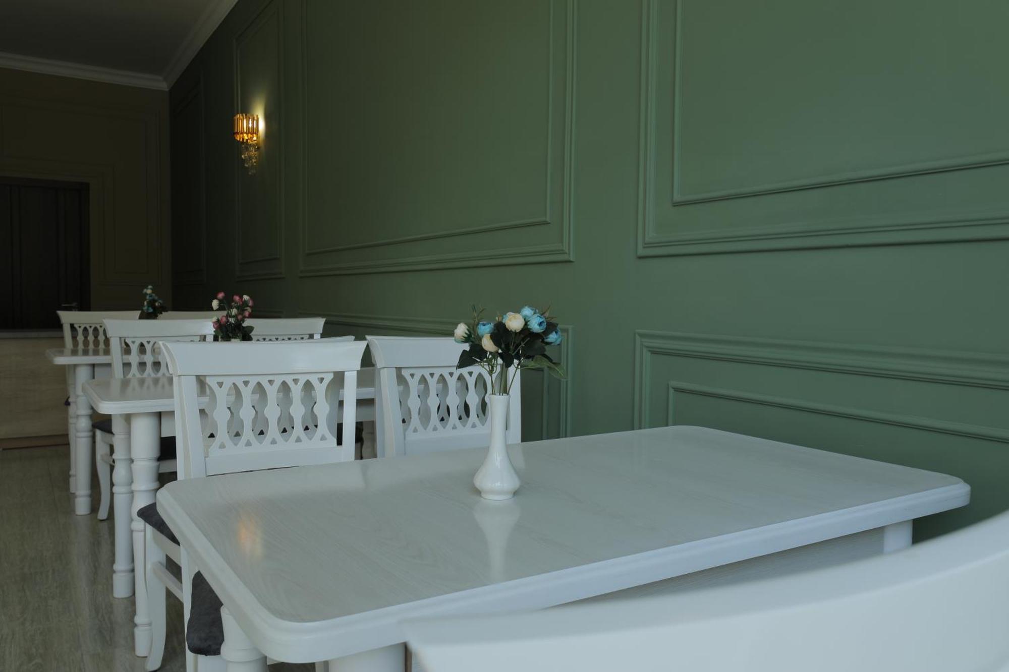 Resident Hotel Ташкент Екстер'єр фото