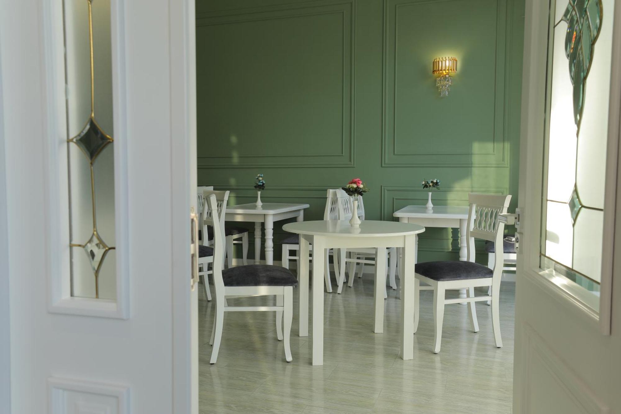 Resident Hotel Ташкент Екстер'єр фото