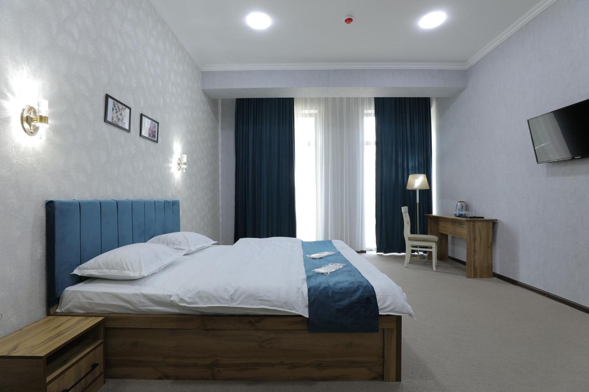 Resident Hotel Ташкент Екстер'єр фото