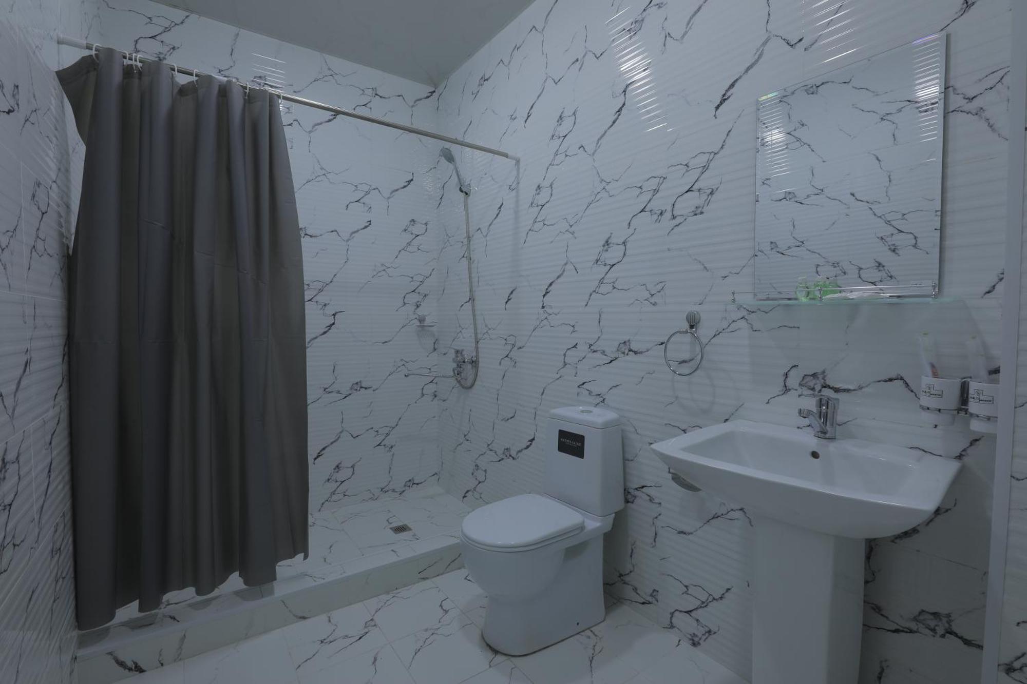 Resident Hotel Ташкент Екстер'єр фото