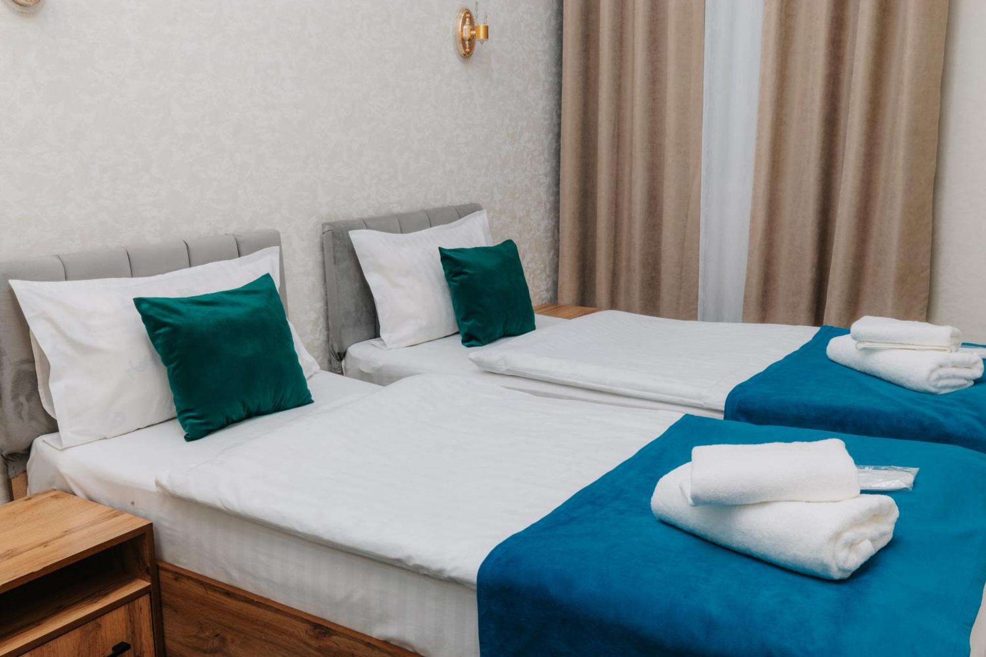 Resident Hotel Ташкент Екстер'єр фото