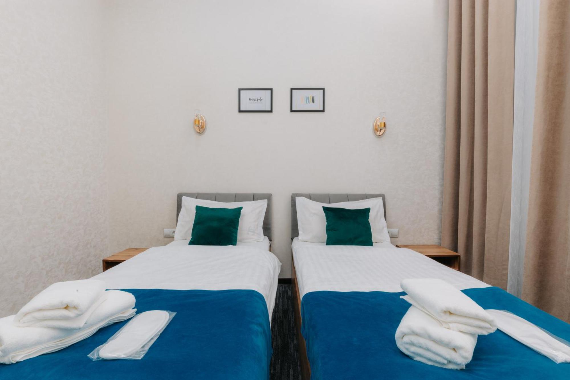 Resident Hotel Ташкент Екстер'єр фото