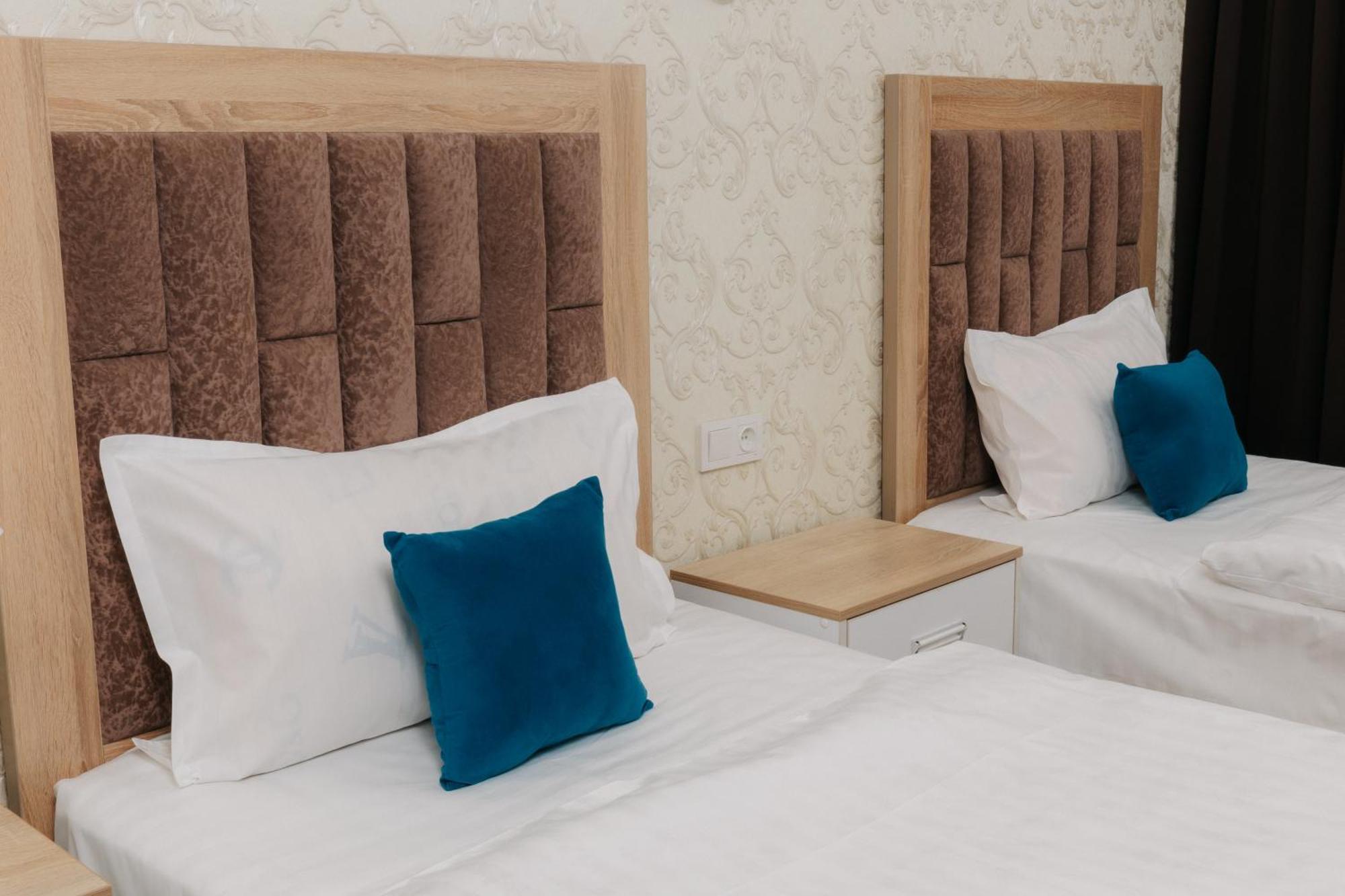 Resident Hotel Ташкент Екстер'єр фото