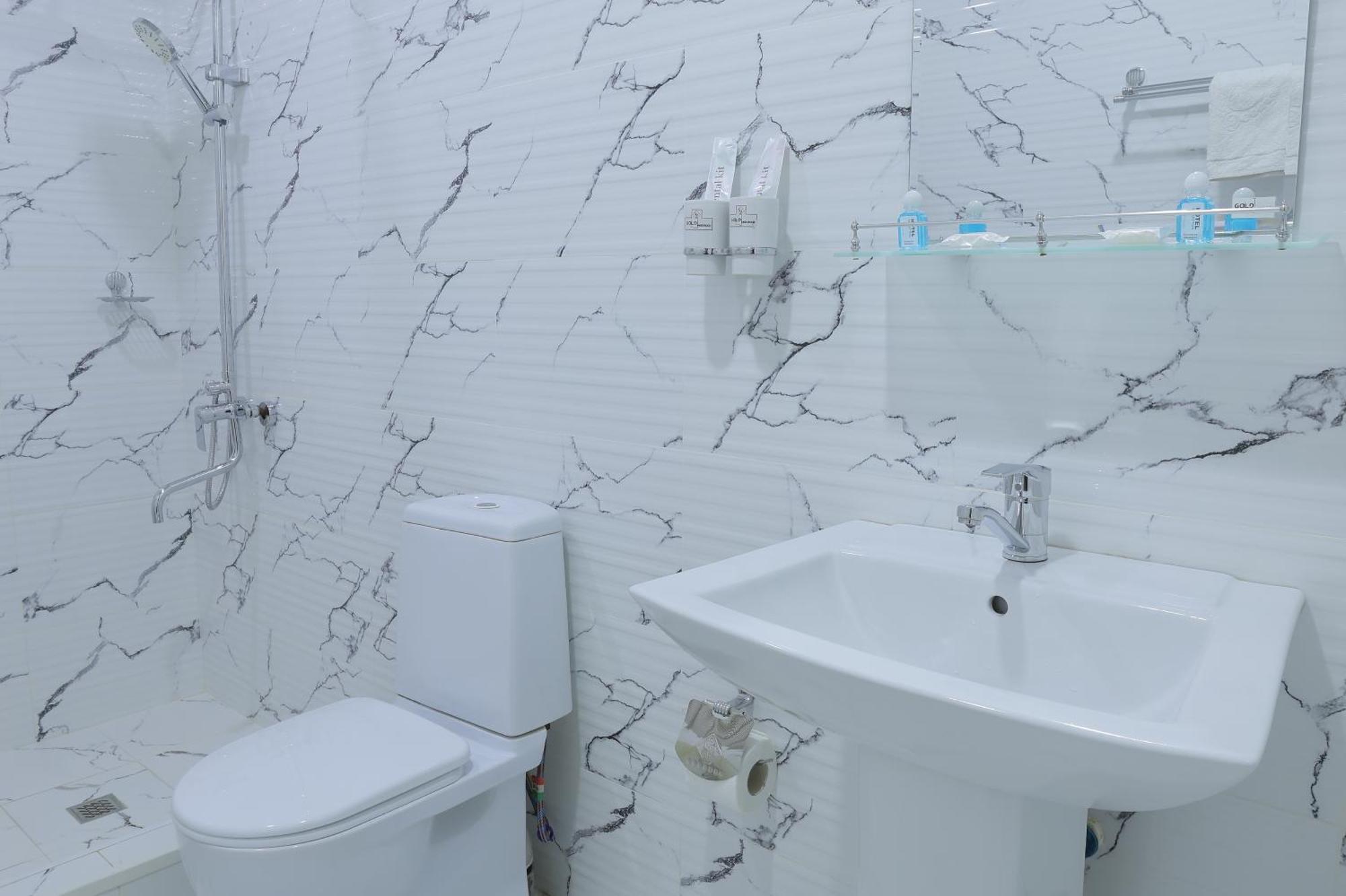 Resident Hotel Ташкент Екстер'єр фото